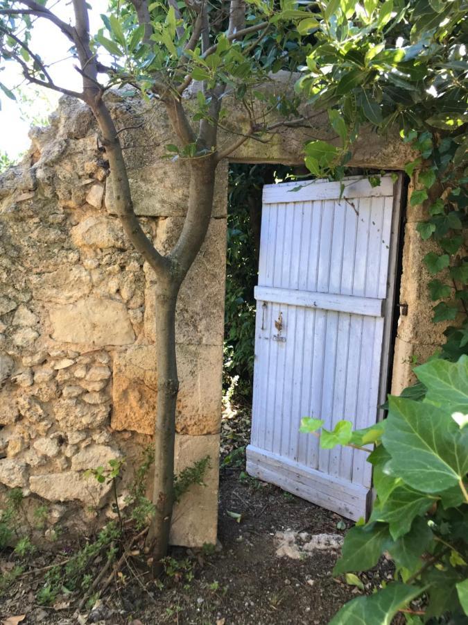 La Closerie Hotell Villeneuve-lès-Béziers Exteriör bild