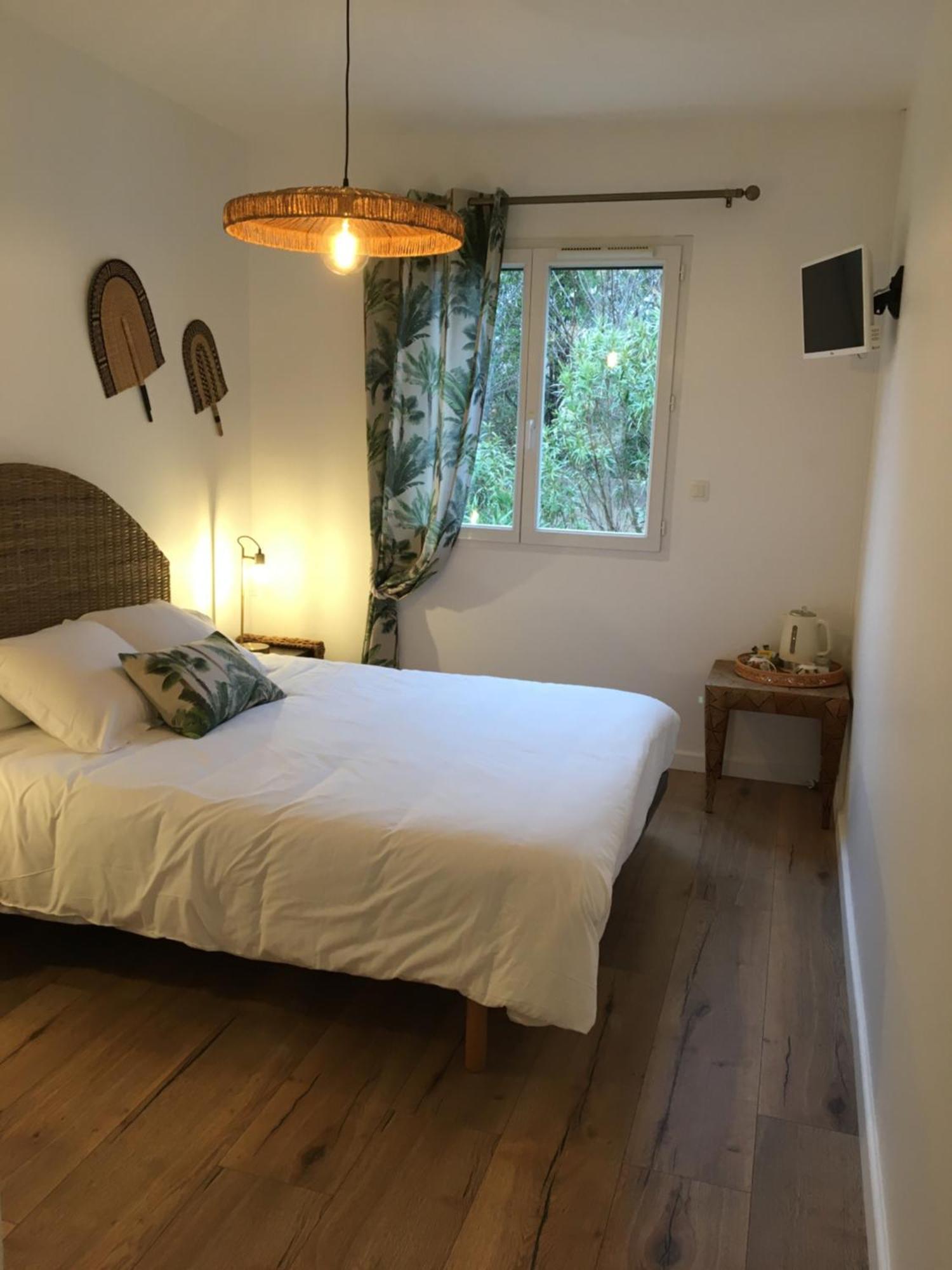 La Closerie Hotell Villeneuve-lès-Béziers Exteriör bild